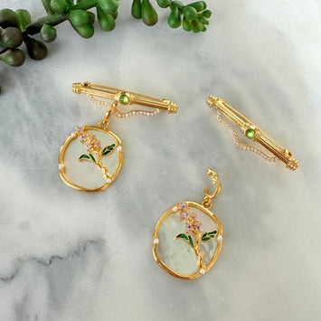 Shell pink flower brooch