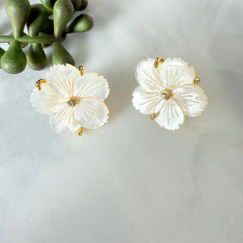 Shell flower earrings