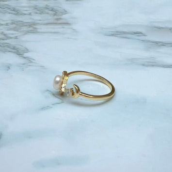 Moon & Star Pearl Ring