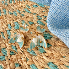 Tail earrings