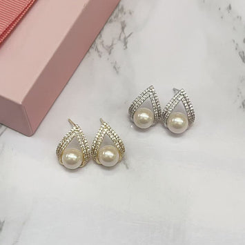 Teardrop Pearl Earrings