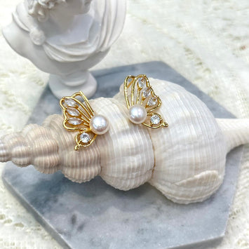 Butterfly pearl earrings