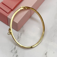 Sparkle Moon & Pearl Bangle