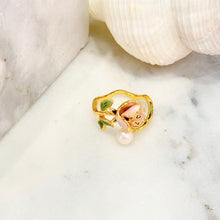 Rose pearl ring
