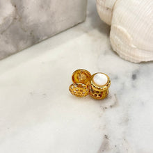 Shell hoop earrings