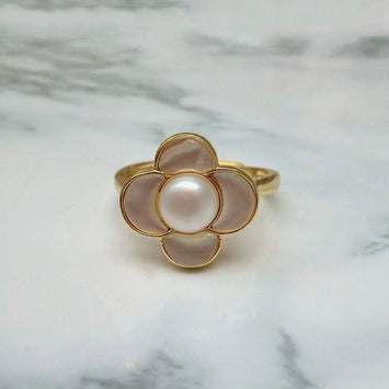Blossom Shell Ring
