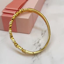 Ivory Sparkle Heart Bangle