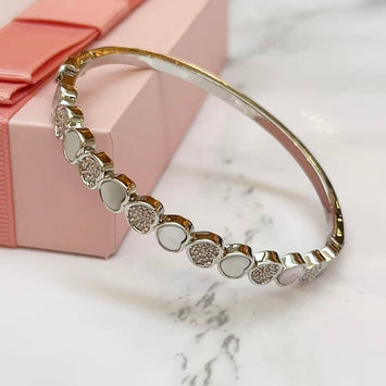 Shell Sparkle Heart Bangle