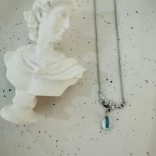 Sliver space necklace