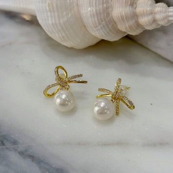 Bow and pearl earrings