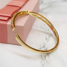 Knot Sparkle Link Bangle