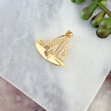 Shell and diamonds boat brooch