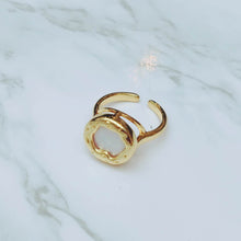 Round Shell Pearl Ring