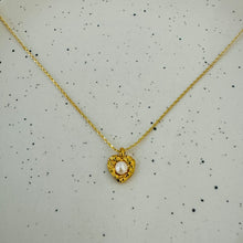 Heart pearl necklace