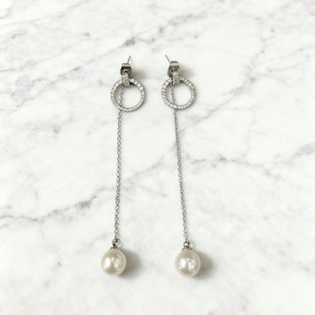 Pearl chain drop earrings