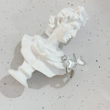 Shell butterfly ring