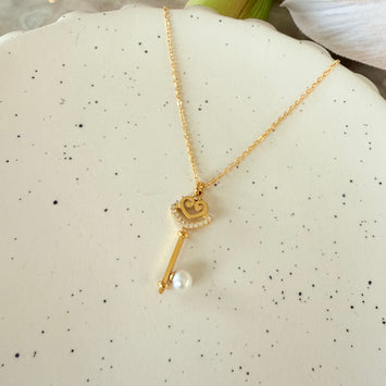 Love heart key necklace