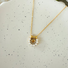 Cute bow necklace