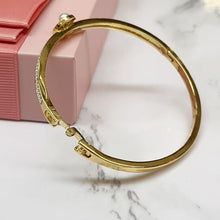 Sparkle Moon & Pearl Bangle