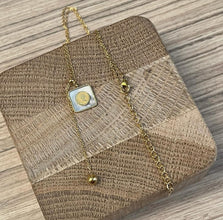 Shell necklace