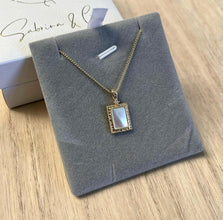 Shell in square shape necklace