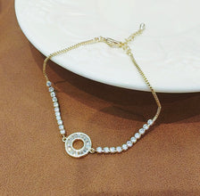 Round shaped diamond bracelet