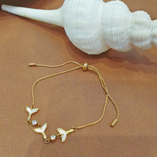 Shell whale's tail bracelet