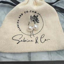 Classic pearl earrings