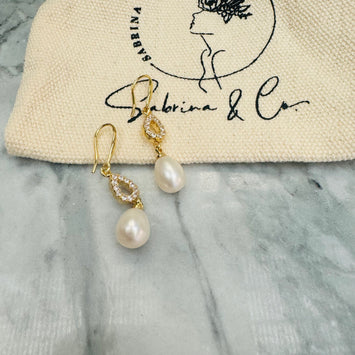 Diamond water droplet with hanging pearl earrings