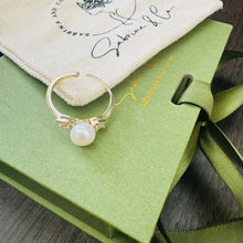 Double diamond with pearl ring