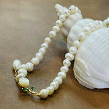 Fresh water pearl with rose necklace