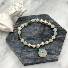 Jade with fresh water pearl bracelet