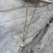 Waterproof Pink Shell Fan Necklace