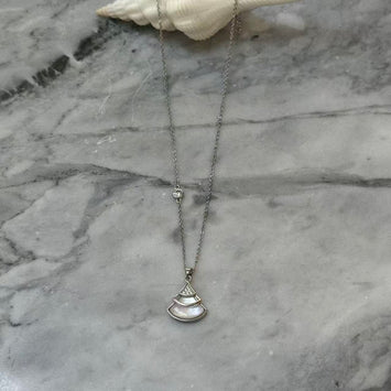Luna Shell Fan Necklace
